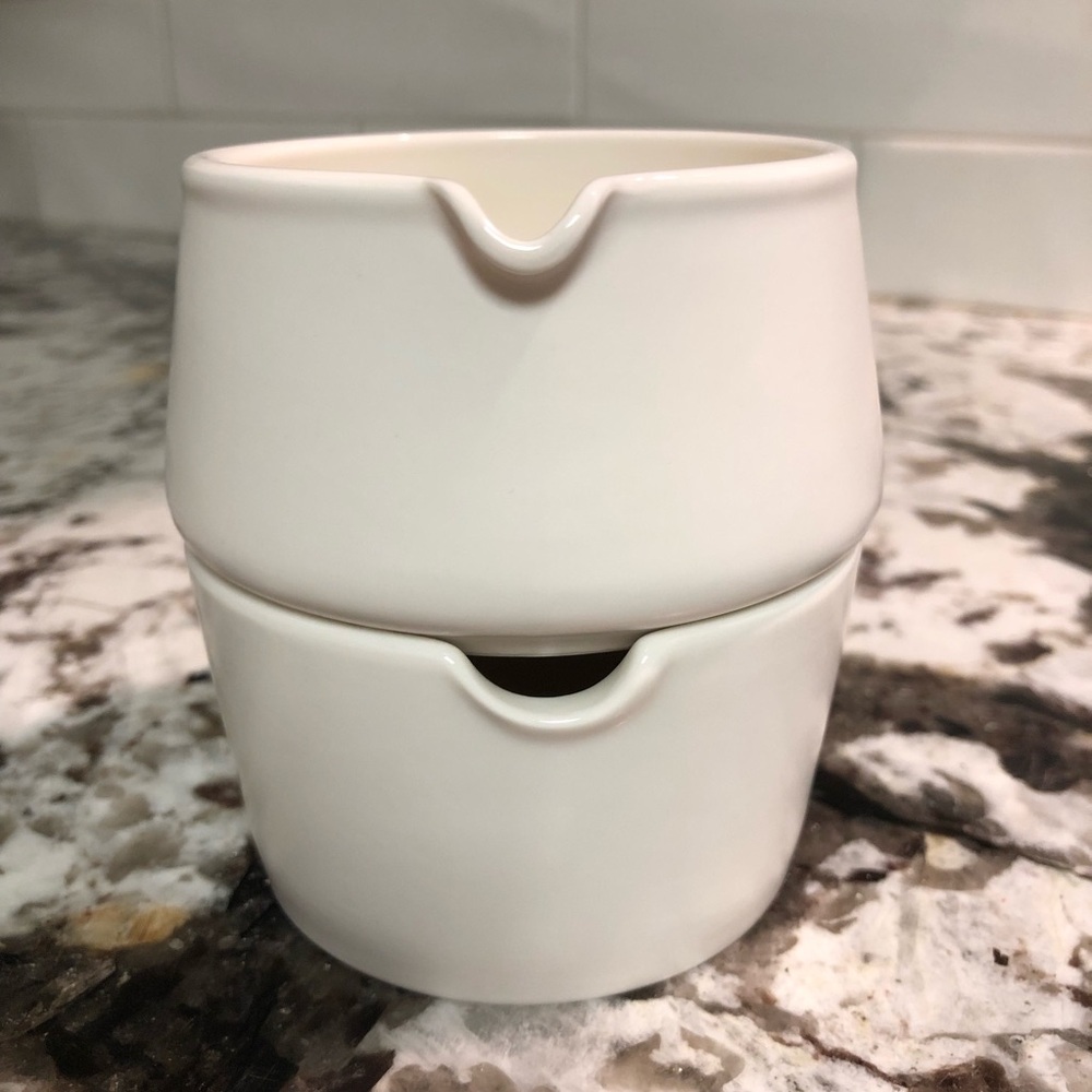 Starbucks 2013 Stackable Sugar & Creamer - Minimalist Modern - White - Picture 11 of 11